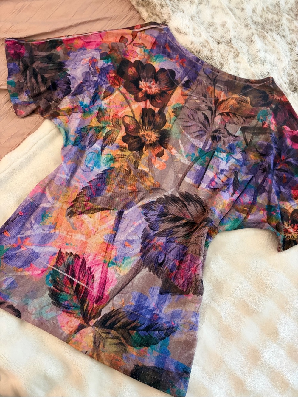 Westbound Sheer Floral Rhinestone Mesh Top ✨ - Picture 5 of 10